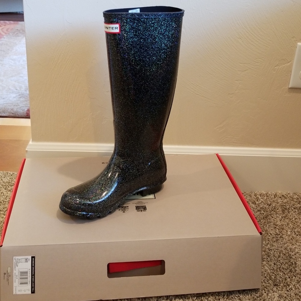 NWT HUNTER Boots Starcloud Tall sz 7 Black